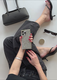 ["Silver", "Metallic", "MagSafe", "Compact", "Mirror", "(Works", "with", "MagSafe", "Cases", "Only)"]